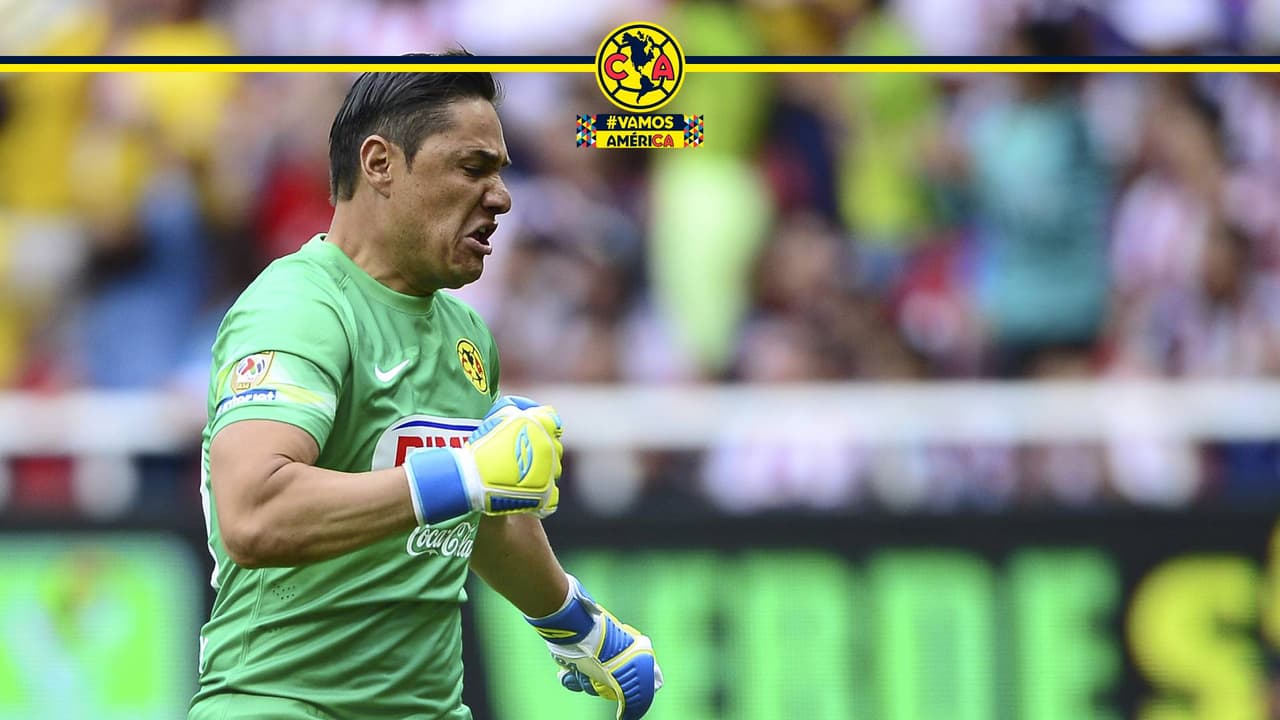 Moisés Muñoz jugó un Clásico sin guantes profesionales