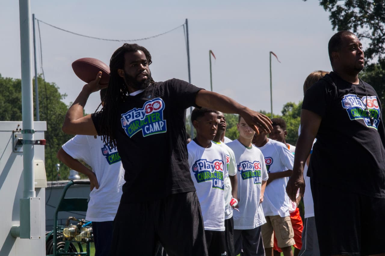 Los New York Jets, en conjunción con la NFL, han hecho una sociedad con el tackle ofensivo del Salón de la Fama Anthony Muñoz y la Muñoz Agency para recibir el NFL PLAY 60 Character Camp de manera local por segunda ocasión, he aquí las mejores imágnes del evento.