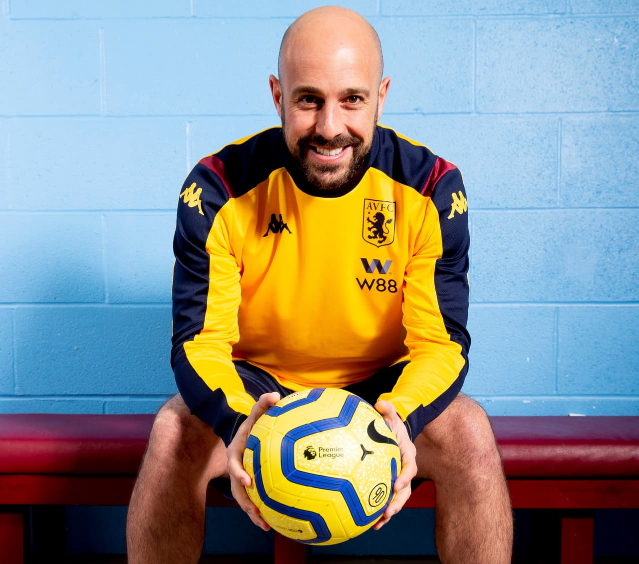 Pepe Reina regresa a la Premier League, donde estuvo ocho años con el Liverpool.