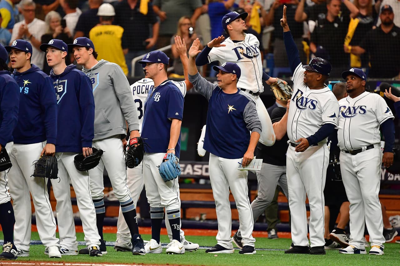 Los Tampa Bay Rays vencen 10-3 a Houston Astros; la serie está 1-2 para los de Houston.