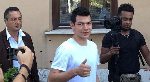 ‘Chucky’ Lozano no debutará con Napoli en la Fecha 1