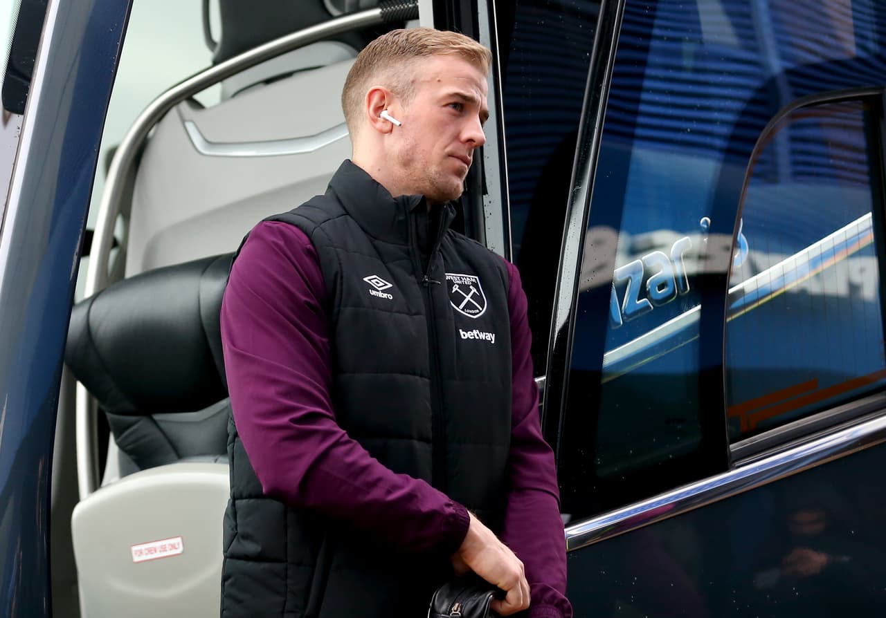 El veterano arquero Joe Hart también volvió al equipo titular en West Ham en este partido de FA Cup.