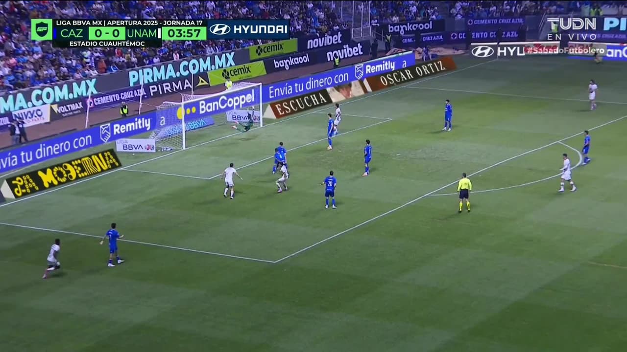 ¡GOL!  anota para Pumas UNAM. Jorge Ruvalcaba