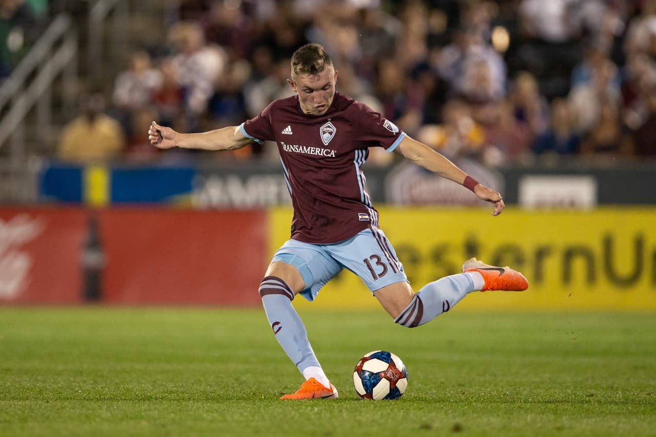 Colorado Rapids derrotó 2-0 a Seattle Sounders y sigue encadenando buenos resultados desde la llegada de su nuevo cuerpo técnico. Uno de los jugadores más destacados el sábado fue el defensor Sam Vines.