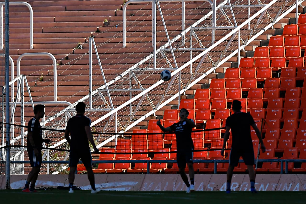 En su mayor parte recreativo, el entrenamiento del Tricolor en suelo argentino tenía la intención de compenetrar a los recién llegados con los integrantes que jugaron el primer duelo.