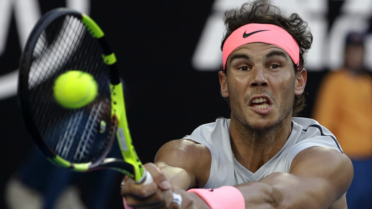 Rafael Nadal le hace el día a aficionada mexicana de 92 años