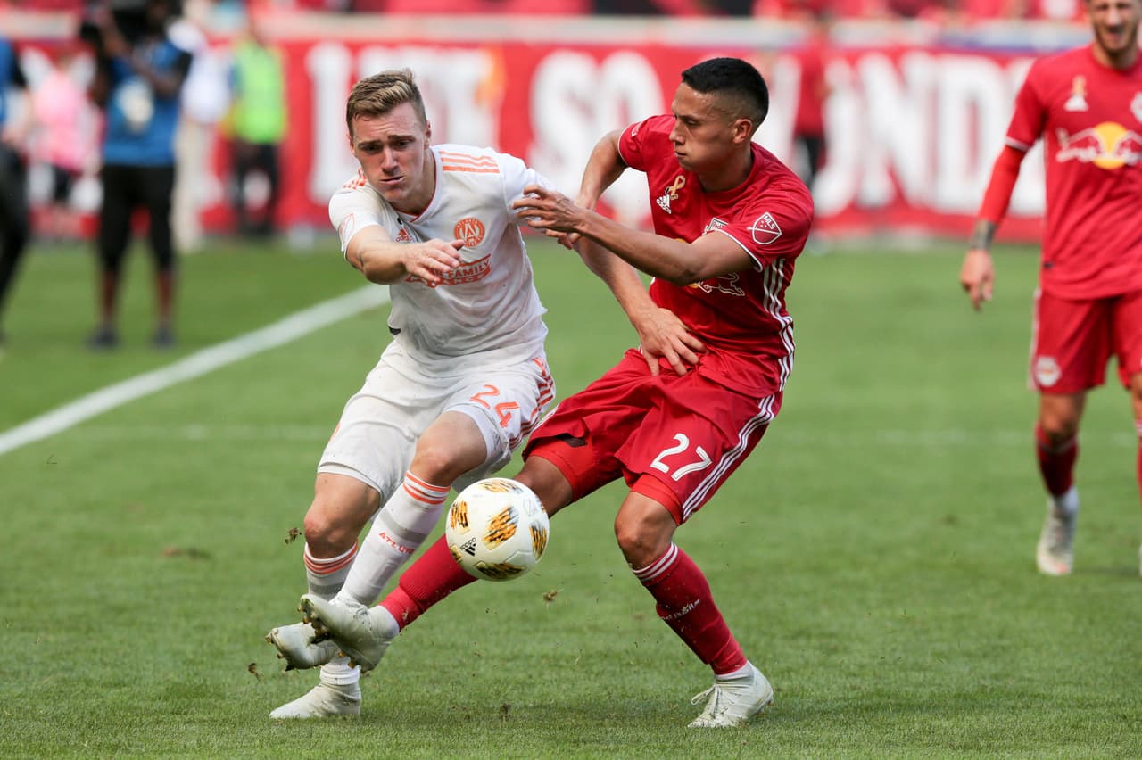 Con cuatro equipos clasificados a los Playoffs, la lucha recrudece en el Este y el Oeste