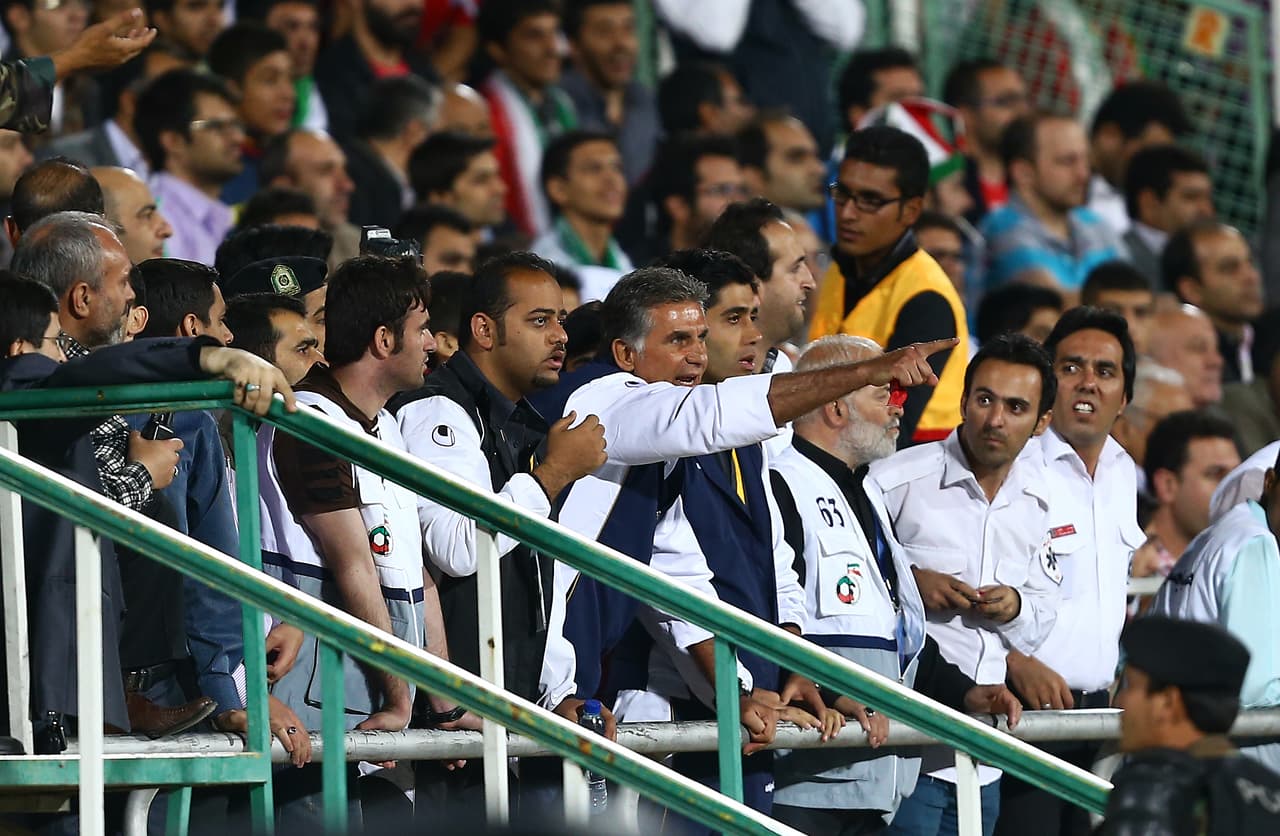 Queiroz aceptó el difícil reto a pesar de no saber hablar el idioma persa y necesitar de traductor todo el tiempo.