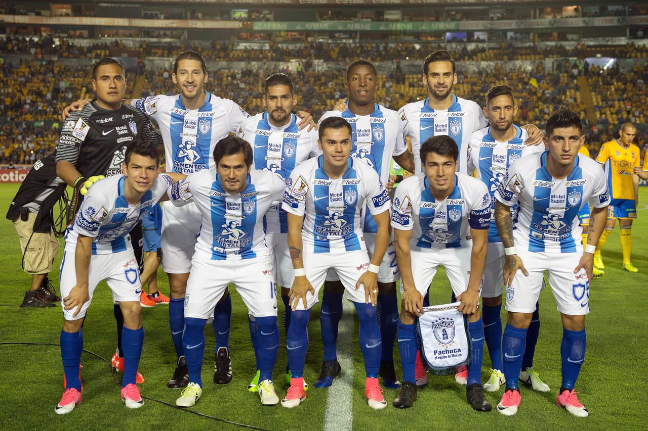 Pachuca formó con Alfonso Blanco; Omar González, Óscar Murillo, Raúl López, Emmanuel García; Víctor Guzmán, Jorge Hernández, Erick Gutiérrez (salió por Stefan Medina minuto 90), Jonathan Urretavizcaya; Franco Jara (salió por Erick Aguirre minuto 84), Hirving Lozano.