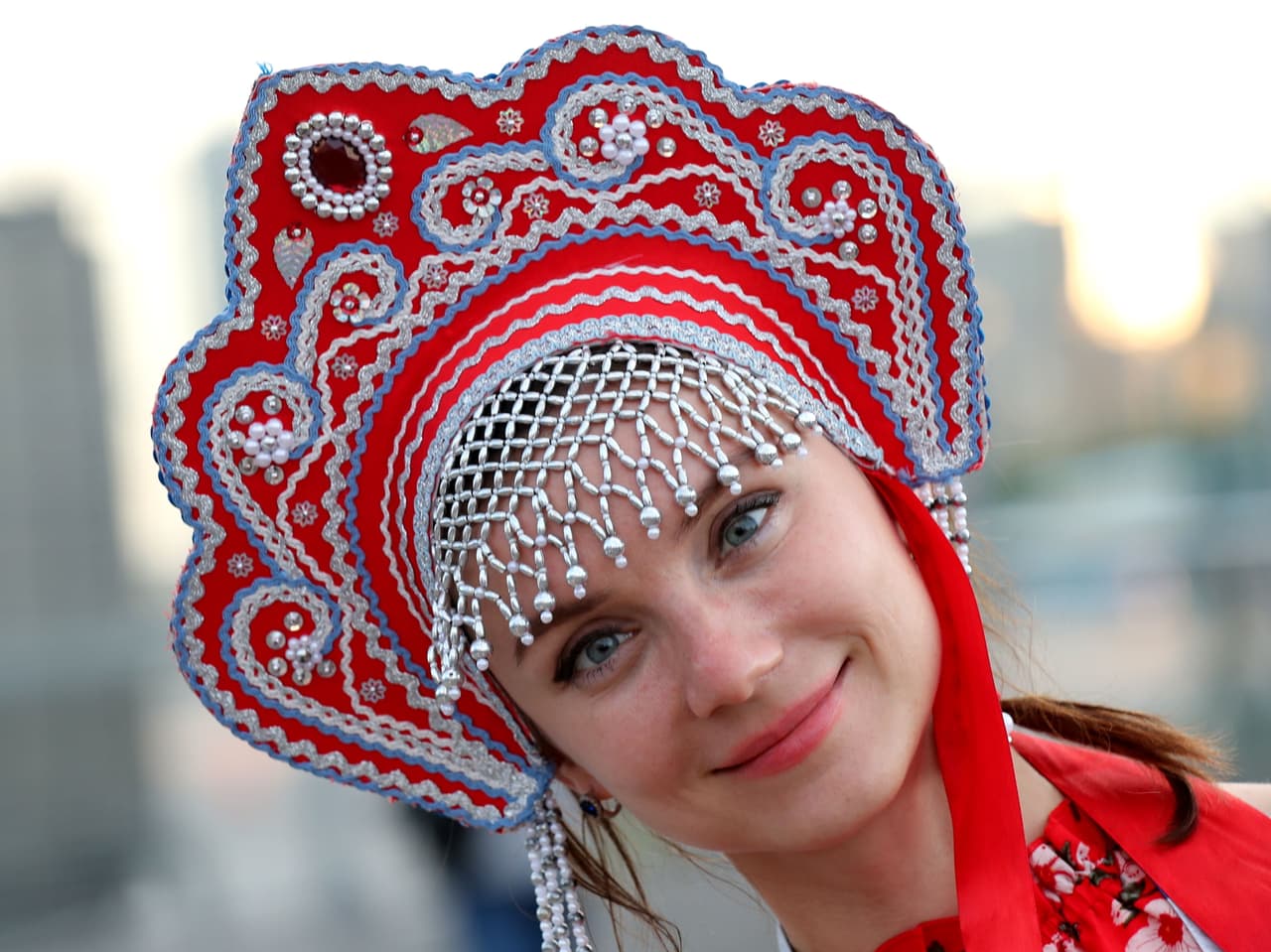 Kazan (Russian Federation), 06/07/2018.- Supporter arrives for the FIFA World Cup 2018 quarter final soccer match between Brazil and Belgium in Kazan, Russia, 06 July 2018. (RESTRICTIONS APPLY: Editorial Use Only, not used in association with any commercial entity - Images must not be used in any form of alert service or push service of any kind including via mobile alert services, downloads to mobile devices or MMS messaging - Images must appear as still images and must not emulate match action video footage - No alteration is made to, and no text or image is superimposed over, any published image which: (a) intentionally obscures or removes a sponsor identification image; or (b) adds or overlays the commercial identification of any third party which is not officially associated with the FIFA World Cup) (Mundial de Fútbol, Bélgica, Brasil, Rusia) EFE/EPA/TATYANA ZENKOVICH EDITORIAL USE ONLY