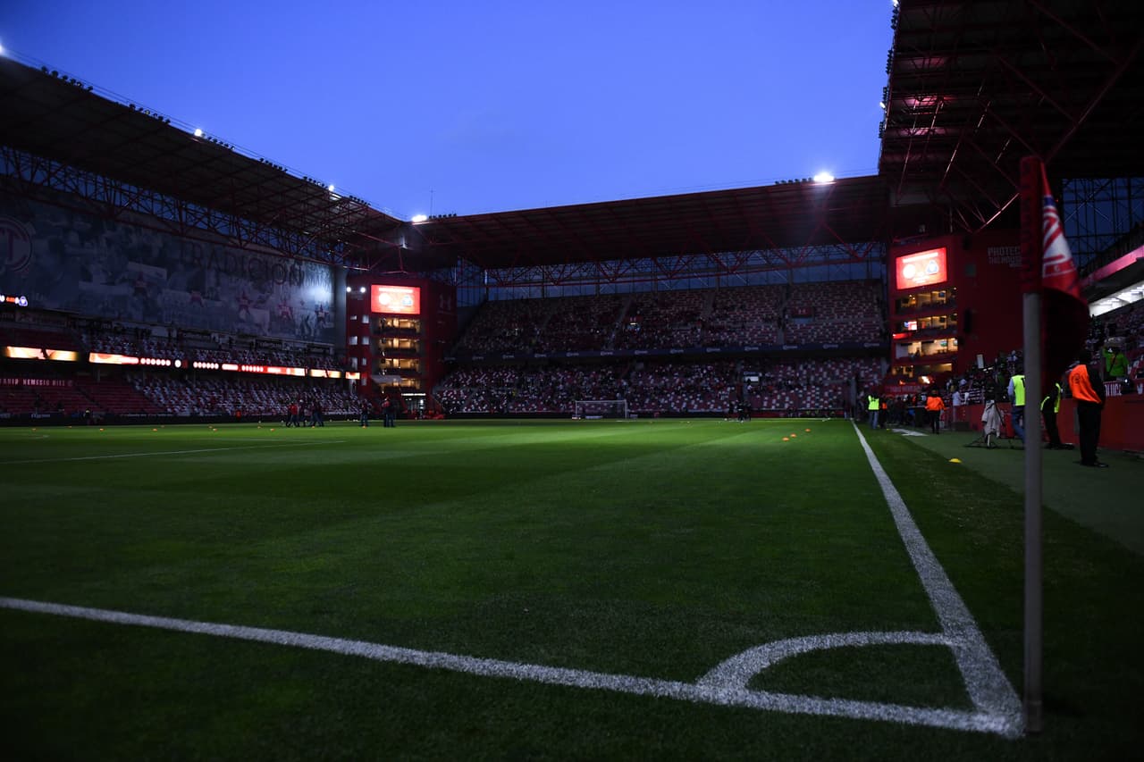 El Nemesio Diez lucía espectacular para el duelo entre mexiquenses y capitalinos.