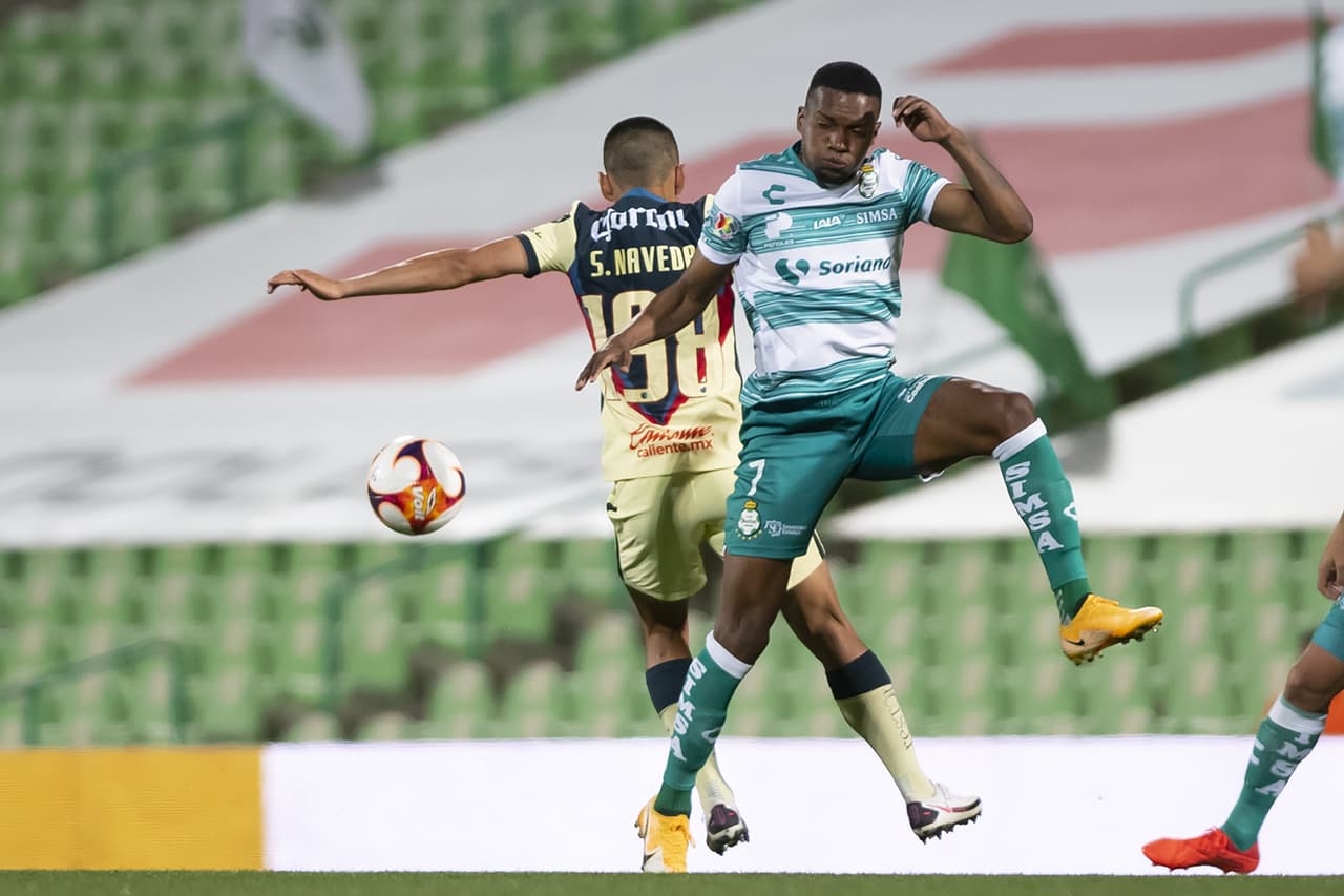 Santos rescató el empate durante los 10 últimos del encuentro ante el América. El primer tanto fue para los azulcremas por parte de Henry Martín al minuto 44, pero fue hasta el minuto 82 cuando Santiago Muñoz logró igualar el marcador durante la J4 del Torneo Guard1anes.