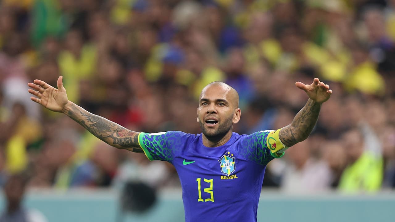 Demandante de Dani Alves, en contra de que obtenga libertad condicional