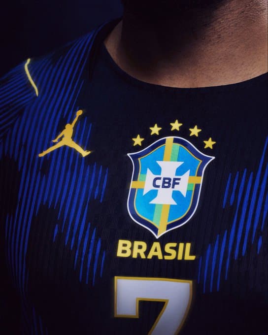 E incluso Brasil lanzó recientemente una playera de suplente.