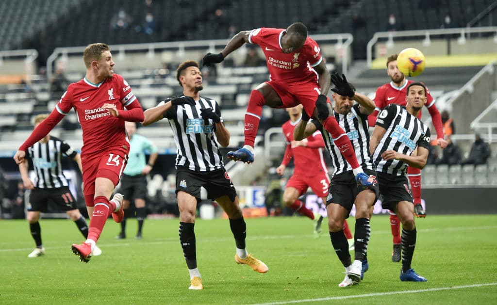 Newcastle y Liverpool reparten puntos, pues durante en su último encuentro del año no hubo gol. Los 'Reds' terminan en primera posición de la tabla, seguido por el Manchester United que les lleva tres puntos con menos partidos jugados.