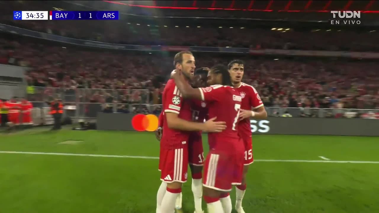 Gol del Bayern Múnich, Gol de Alphonso Davies, Bayern Múnich vs. Arsenal, 1-1