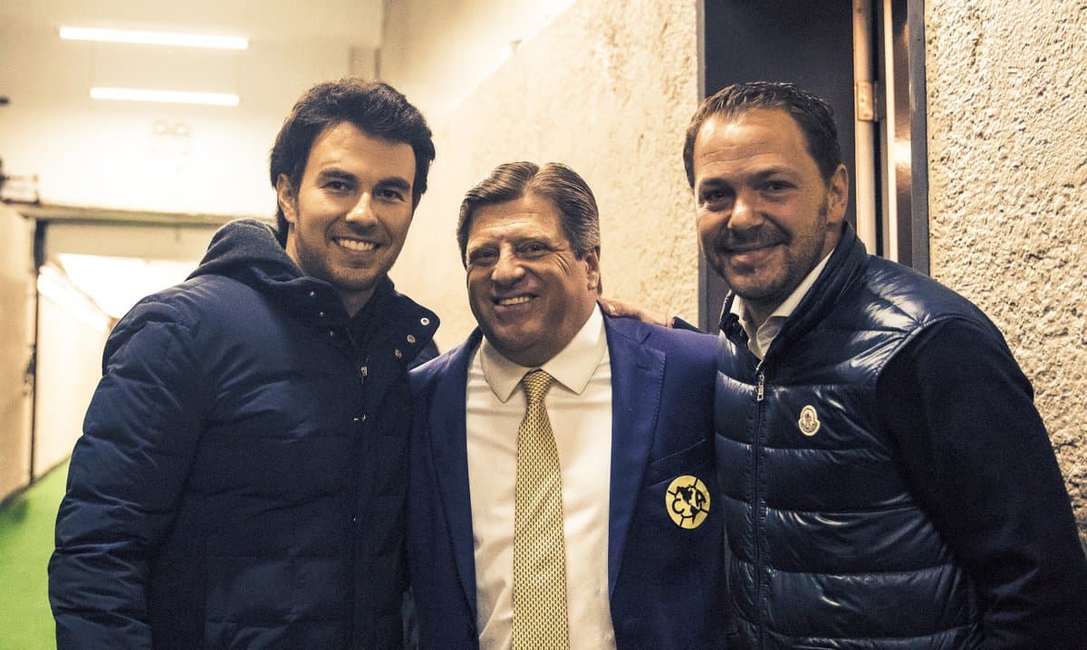 Y tampoco con Miguel Herrera y Santiago Baños, de la parte alta del organigrama americanista.