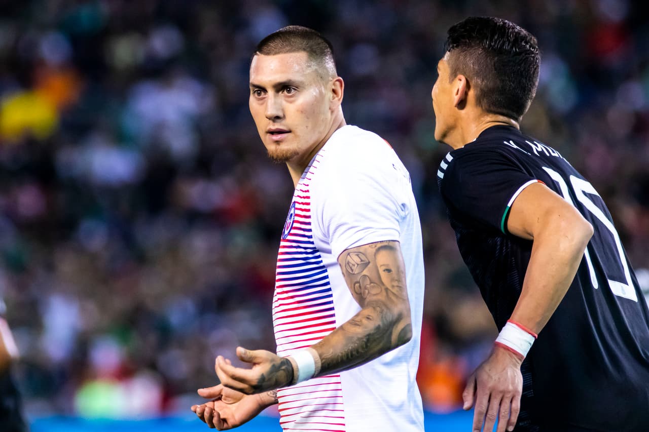 Nicolás Castillo marcó el único gol de la Roja y el estratega manifestó: "ha logrado un gran nivel. Él tiene para dar más. Seguirá creciendo, está en un club grande".