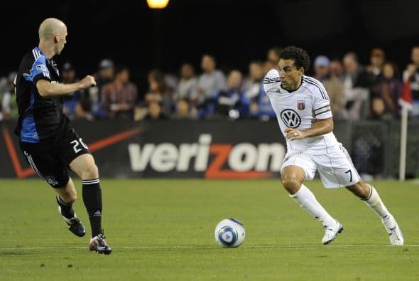 DWAYNE DE ROSARIO (CAN) | Quizás el mejor futbolista canadiense de la historia, jugó el Mundial Sub-20 en 1997. Posteriormente se convertiría en un mito de la MLS, conquistando cuatro títulos de liga. Es uno de los máximos goleadores de la MLS.