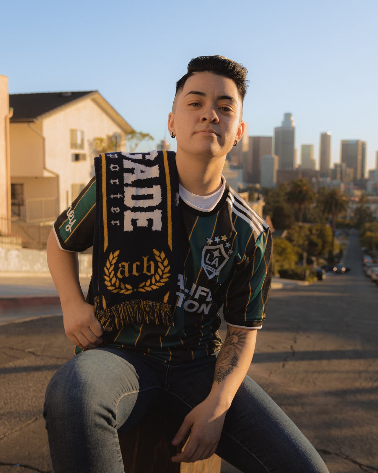 Así luce el espectacular jersey retro del Galaxy.