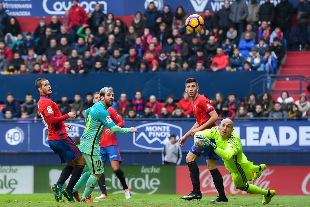 La profundidad de Jordi Alba fue otra vez clave en la acción del segundo gol azulgrana que definitivamente sentenció el partido, en otra triangulación con Denis Suárez y finalización de Messi tras centro de Jordi Alba (0-2, m.72).