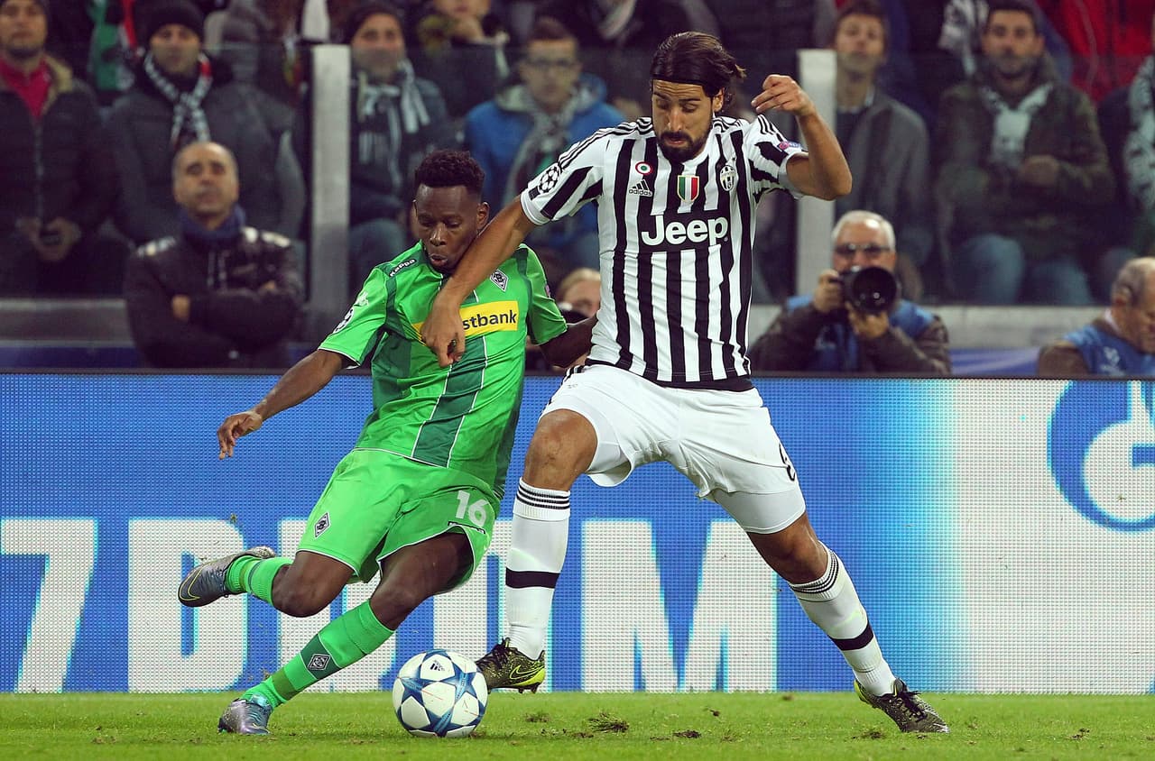 La Juventus terminó la Jornada 3 como primer lugar del grupo D con siete puntos.