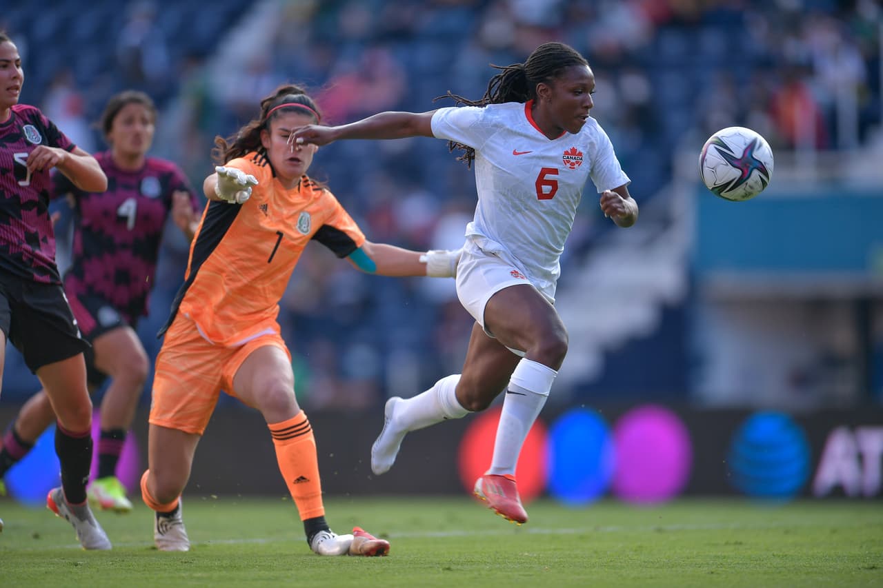 No se logran batir las porterias en el duelo amistoso entre México y Canad´a y se conforman con el empate 0-0.