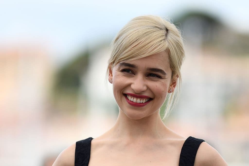 Clarke es miembro de AMPAS y también fue reconocida como una de las 100 personas más influyentes de Time.