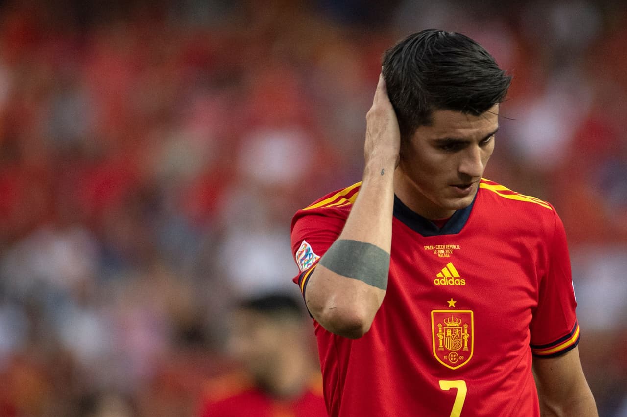 España se impuso sobre República Checa gracias a los goles de Carlos Soler y Pablo Sarabia.