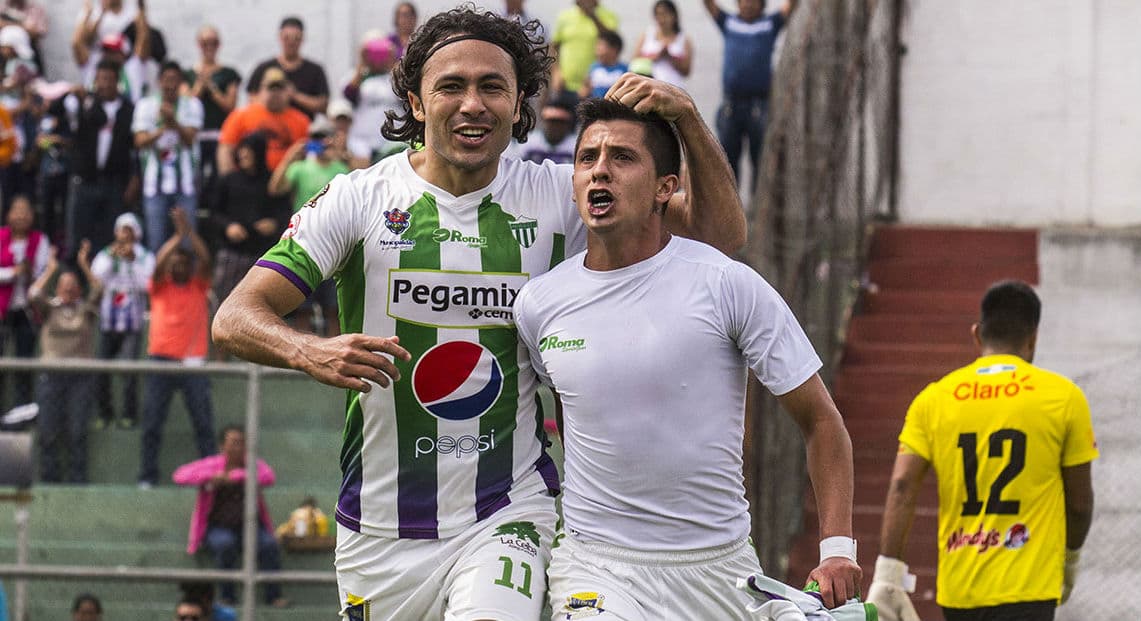Antigua venció a Suchitepéquez con gol del mexicano Agustín Herrera