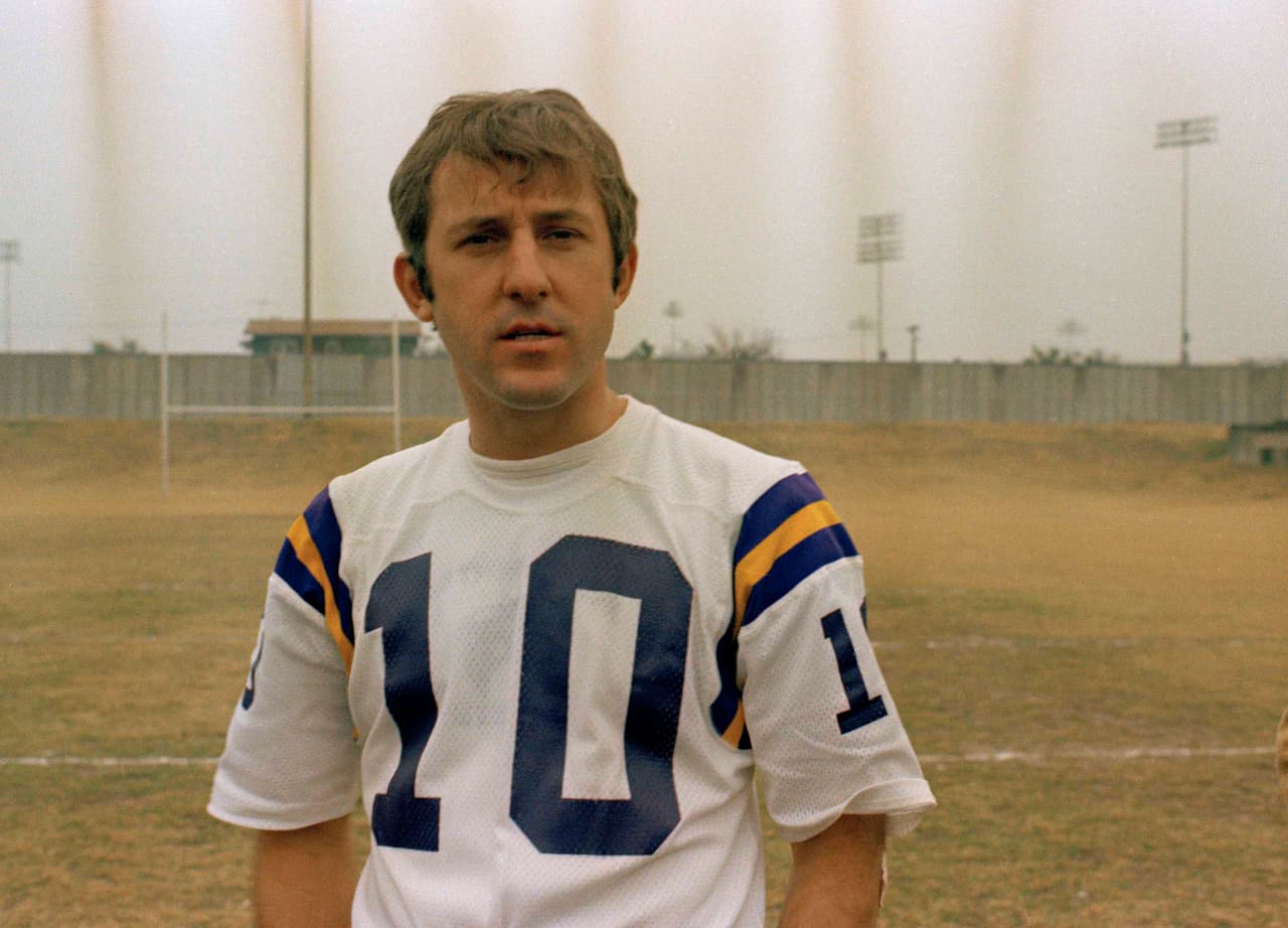 El miembro del Salón de la Fama FRAN TARKENTON es el único otro quarterback en liderar a su equipo a al menos cuatro inicios de 4-0 (Foto: AP-NFL).