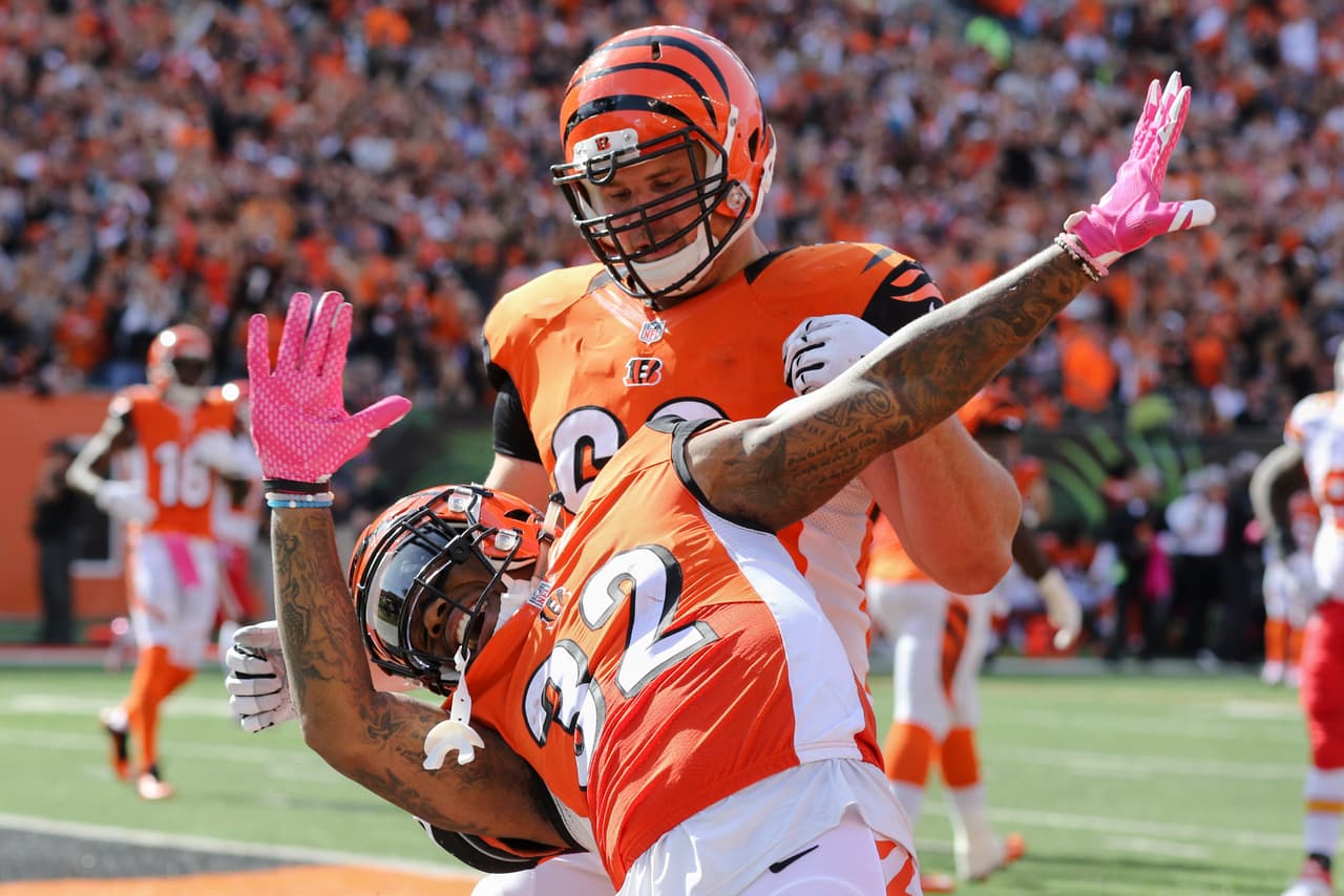 5.- Los CINCINNATI BENGALS mejoraron su marca a 4-0 por primera vez desde el 2005 con una victoria 36-21 sobre Kansas City (Foto: AP-NFL).