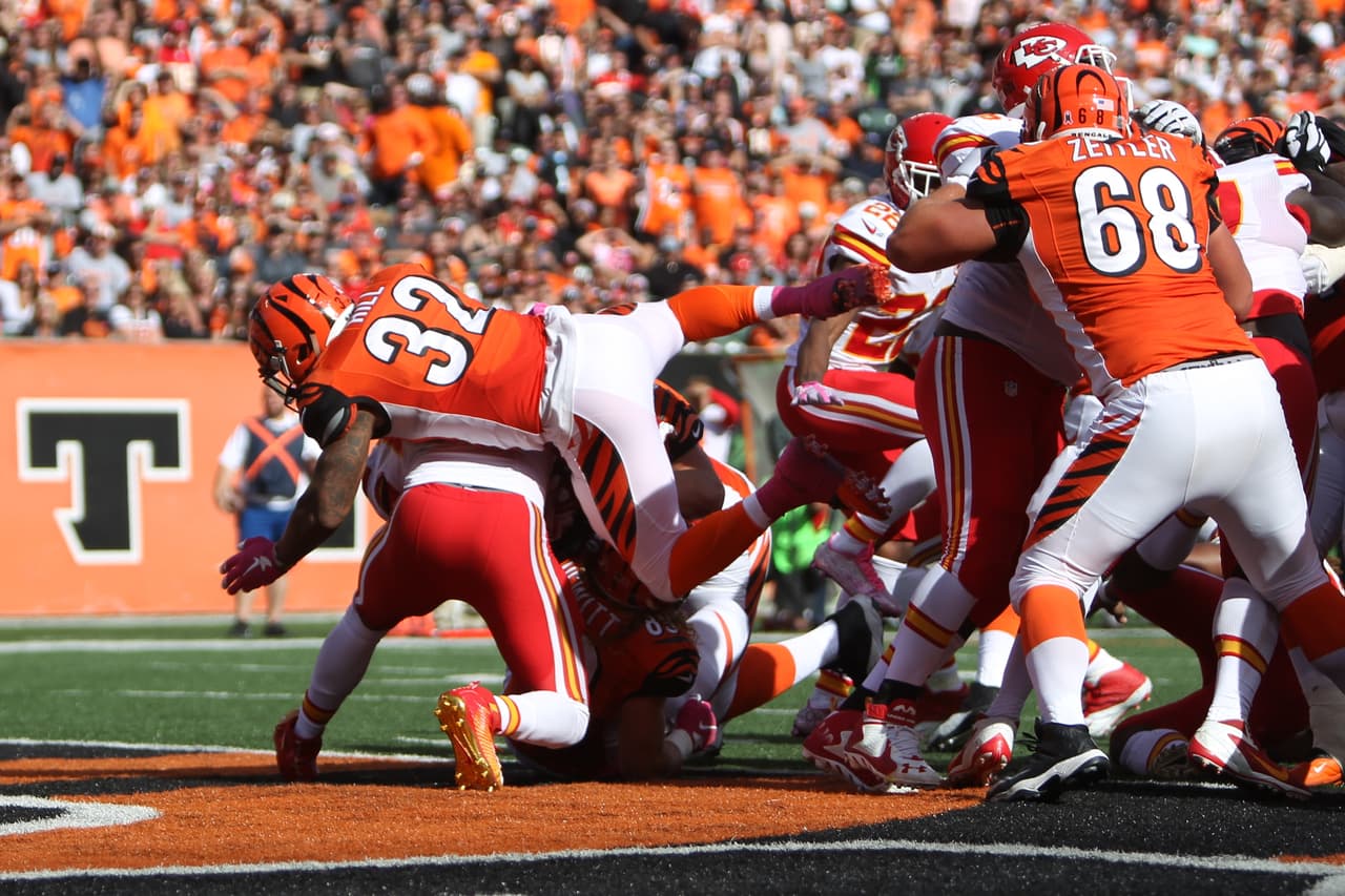 El encuentro fue el primero en la historia de la franquicia en el que los Bengals consiguieron al menos 300 yardas netas por pase (321) y cuatro acarreos para touchdowns en el mismo juego (Foto: AP-NFL).