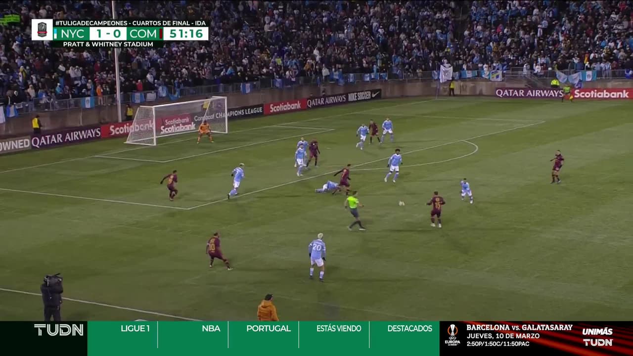 ¡TIRO ATAJADO! disparo por Alexander Larín.