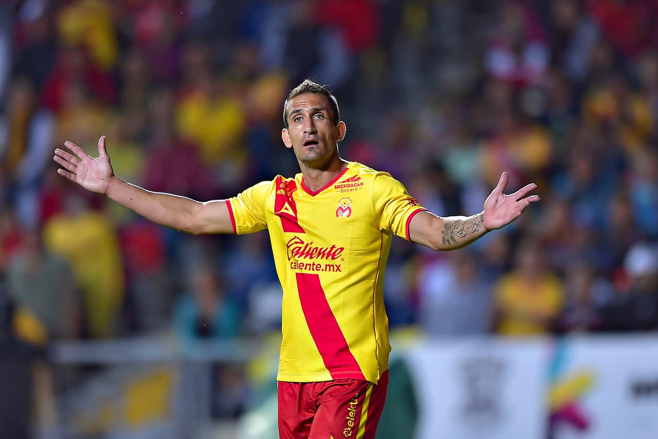 Tras préstamo desde Cruz Azul, Morelia logró ampliar por seis meses más el contrato del argentino Emanuel Loeschbor.