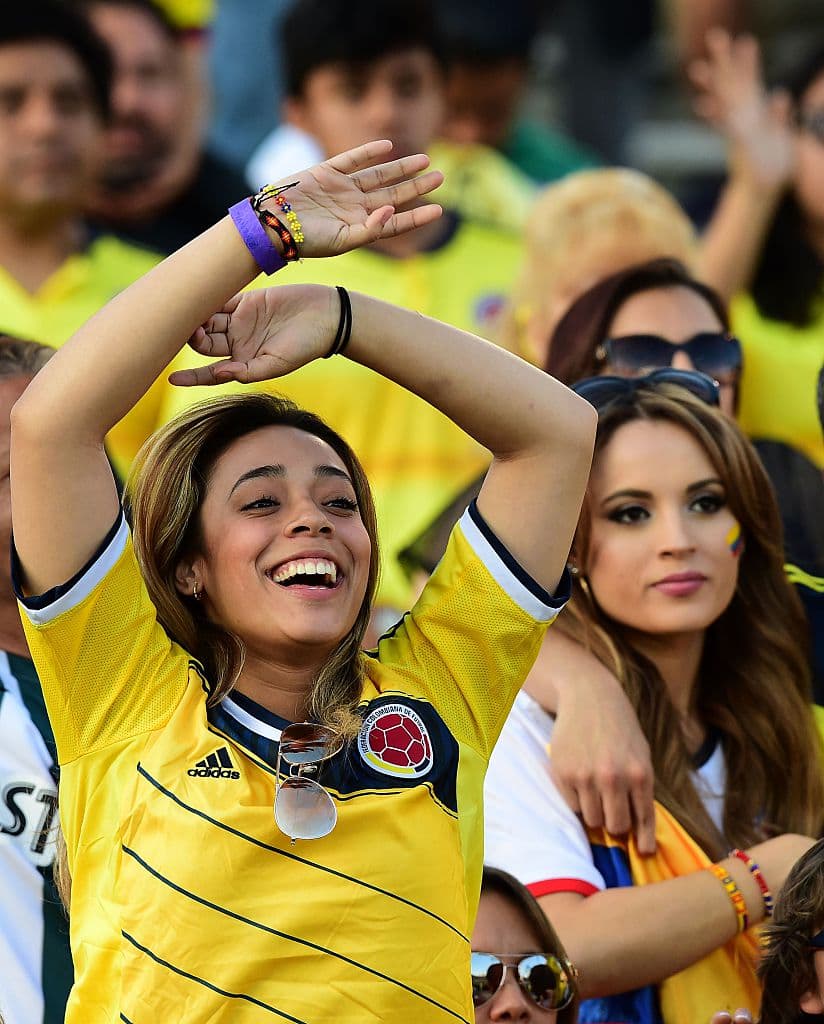 Colombian fans wait for a Copa America Centenario football match against Paraguay in Pasadena, California, United States, on June 7, 2016. / AFP / Frederic J. Brown (Photo credit should read FREDERIC J. BROWN/AFP/Getty Images)