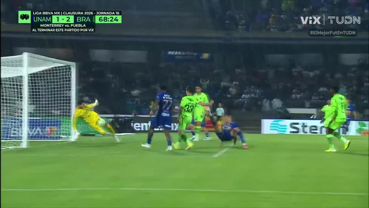 ¡Doble atajada de Jurado! Evita el gol del empate para los Pumas