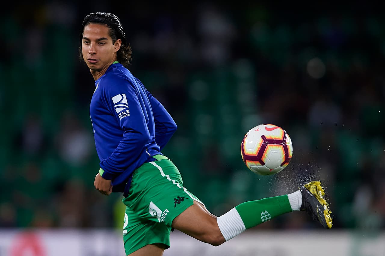 Andrés Guardado y Diego Lainez visitarán a Héctor Moreno