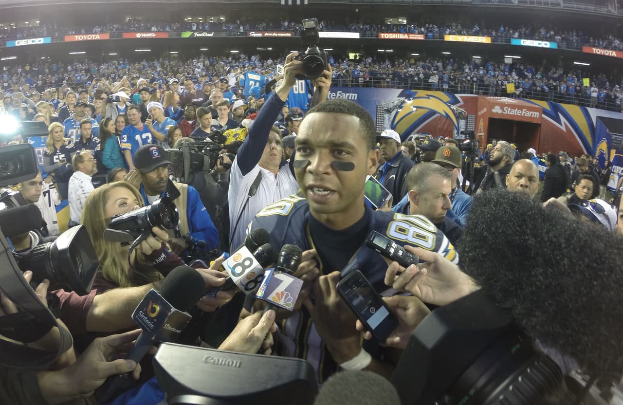 Te presentamos imágenes exclusivas del posible último partido de la NFL en San Diego en el que los Chargers derrotaron a los Miami Dolphins.