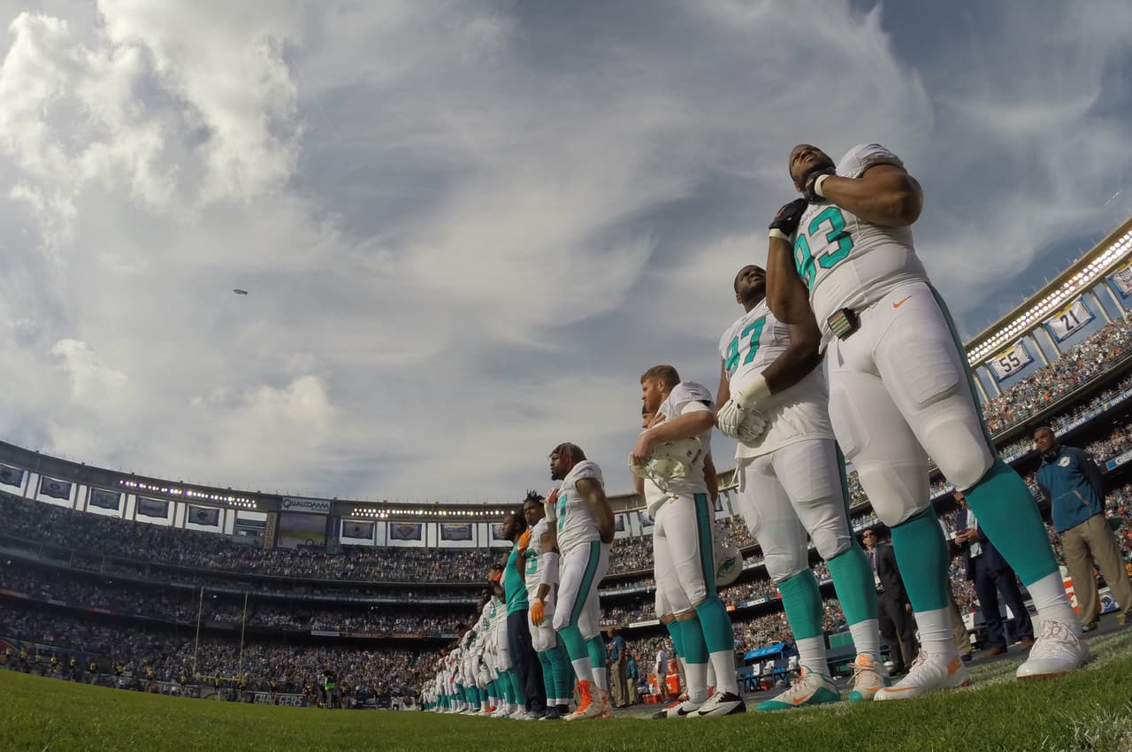 Te presentamos imágenes exclusivas del posible último partido de la NFL en San Diego en el que los Chargers derrotaron a los Miami Dolphins.