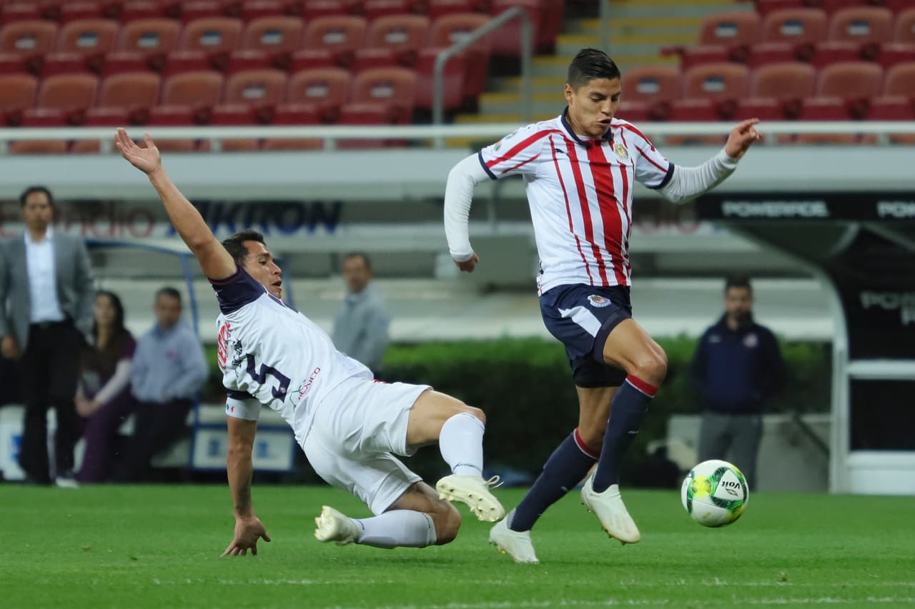 Cercano al medio tiempo el Rebaño parecía que iba a irse al descanso con ventaja pero faltó punhc, hizo falta contundencia y no fue posible eludir el 0-0 a mitad del compromiso.