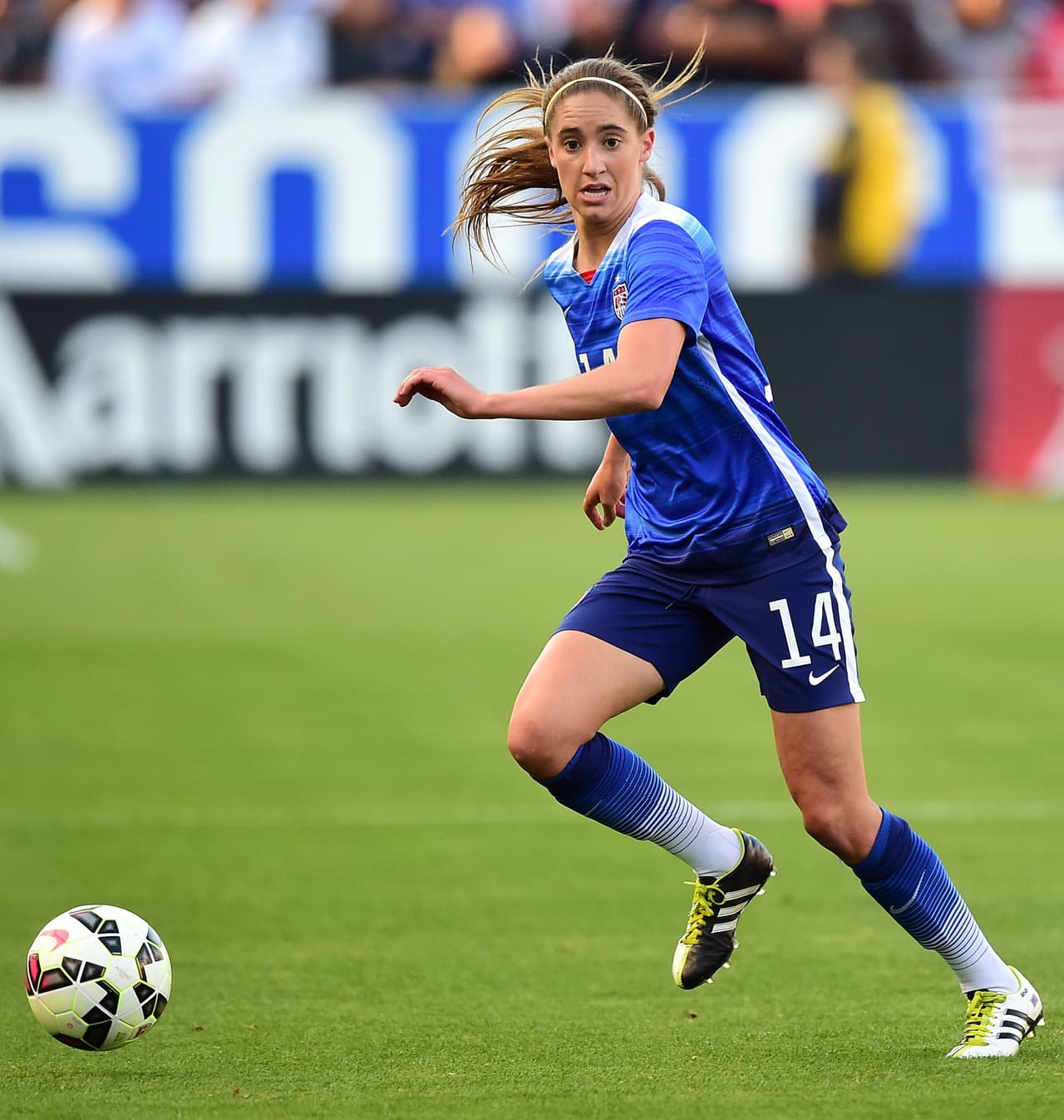 MORGAN BRIAN (USA) | La más joven de la selección estadounidense, con 22 años de edad, Brian apenas está en su primera temporada como profesional con el Houston Dash. La mediocampista ya lleva 29 partidos con la selección.