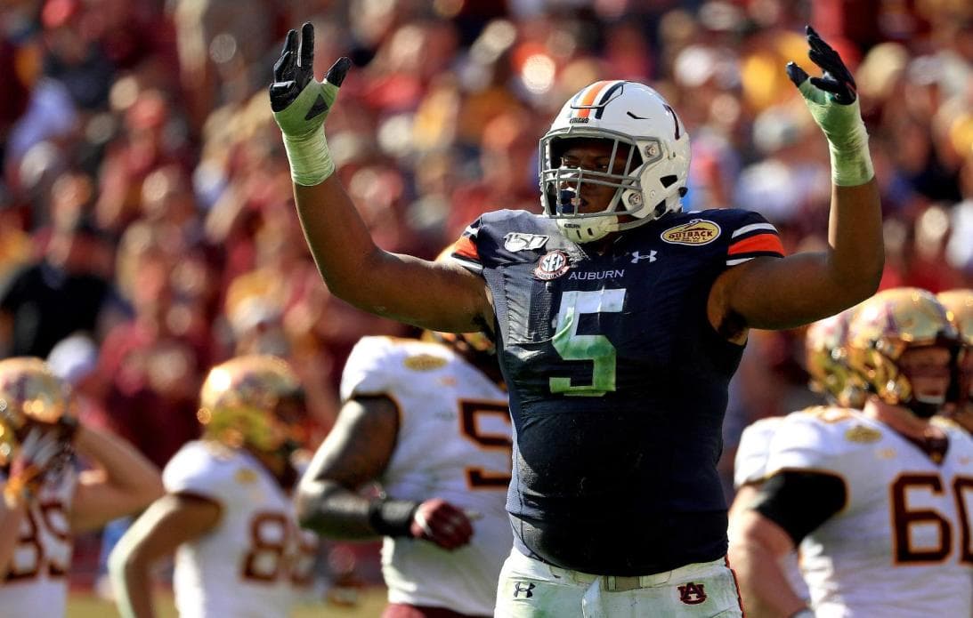 <b>Derrick Brown</b> (DE) | Pick 7
<br>Equipo: 
<b>Carolina Panthers</b>
<br>College: Auburn