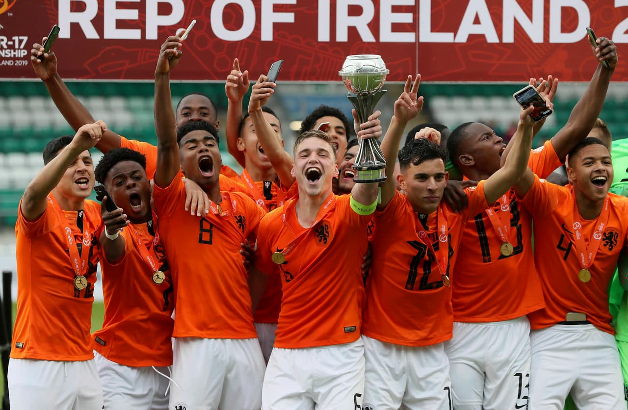 Después de perder dos partidos, la ’Oranje’ se recuperó gracias al liderazgo y dirección de Taylor.