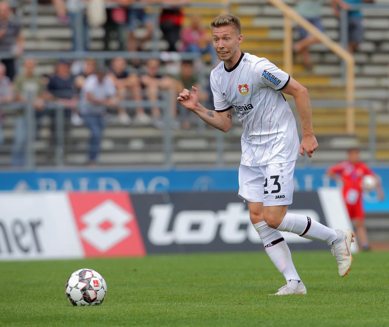 10. Mitchell Weiser - 13,6 millones de dólares del Hertha Berlin al Bayer Leverkusen.