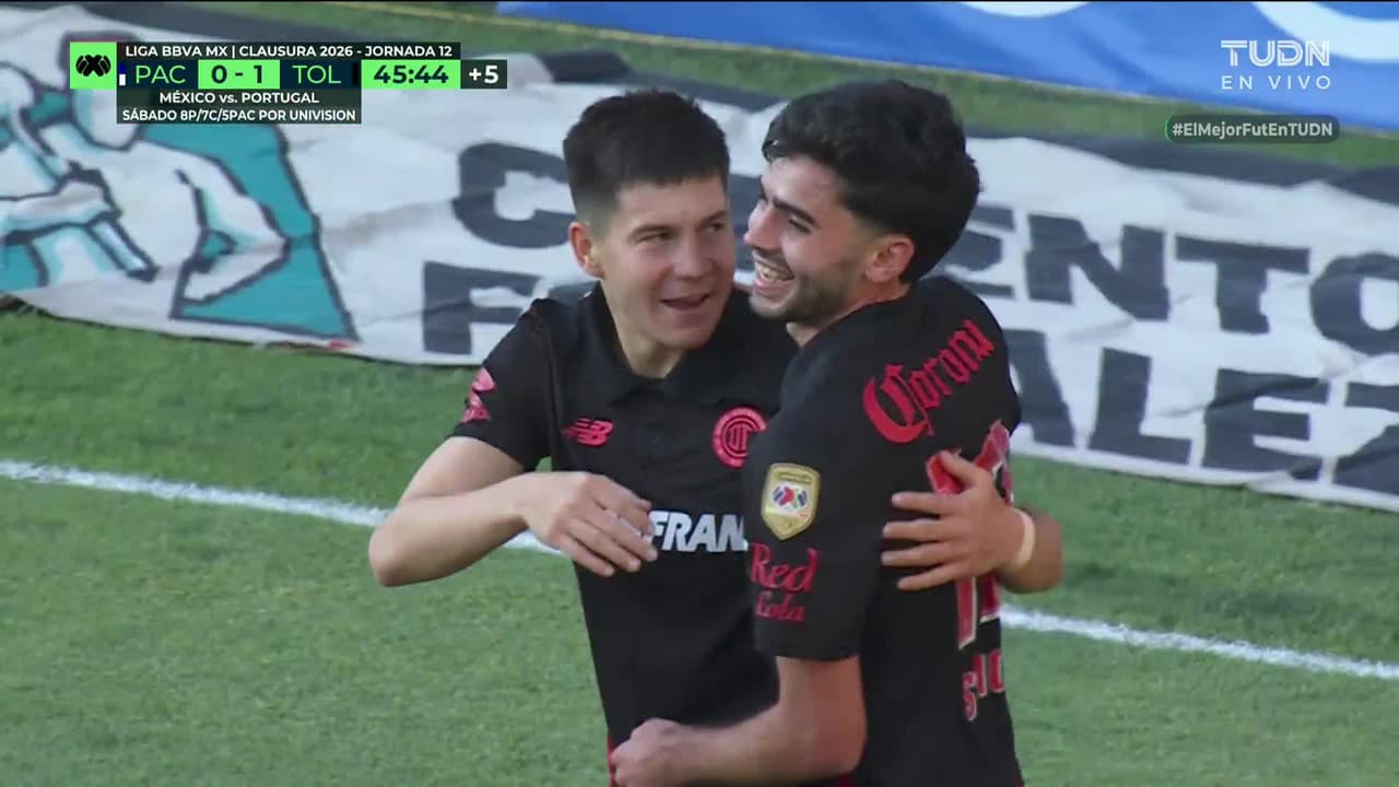 ¡Golazo del Toluca! Franco Romero manda el balón al fondo de la red para el 0-1