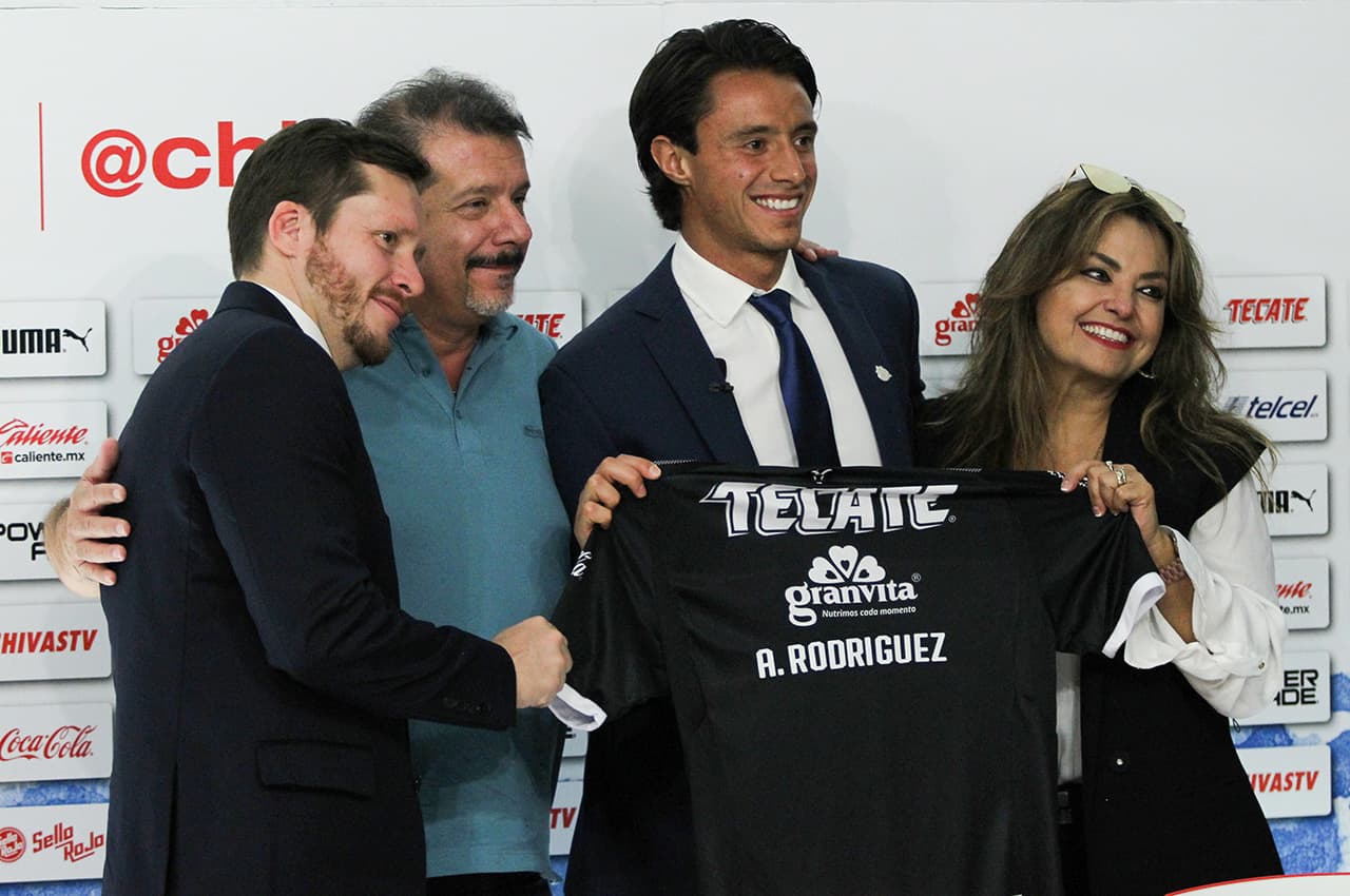 Chivas sigue conformando su plantel para ser competitivo en el Apertura 2019.