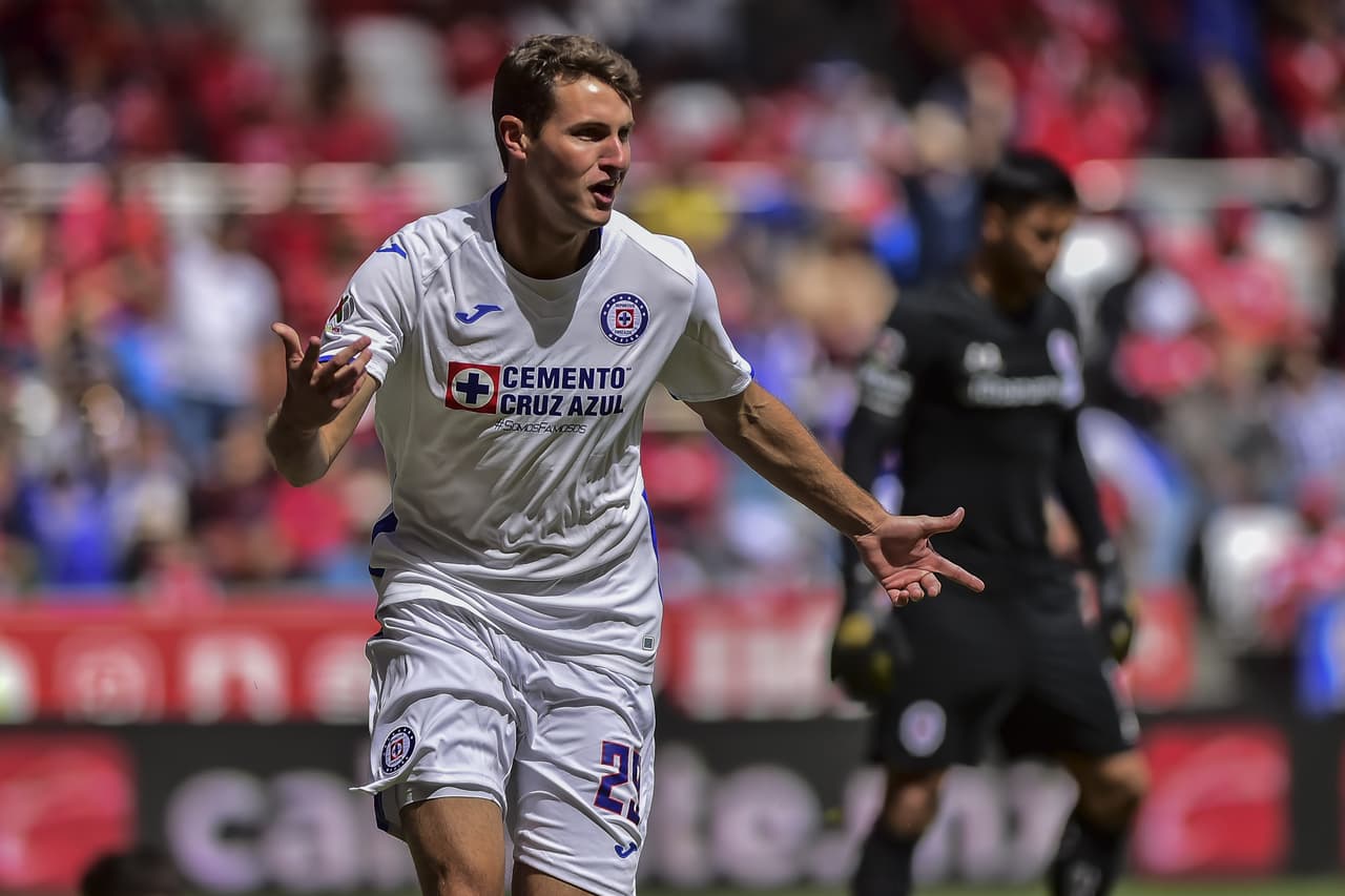 Empate de último minuto entre el Cruz Azul y el Toluca dejan marcador de 3-3 en esta jornada. Doblete por parte de Leonardo Fernández de Toluca y gol de Alexis Canelo, por Cruz Azul marcaron Santiago Gimenes, Elías Hernández y Jonathan Rodríguez.