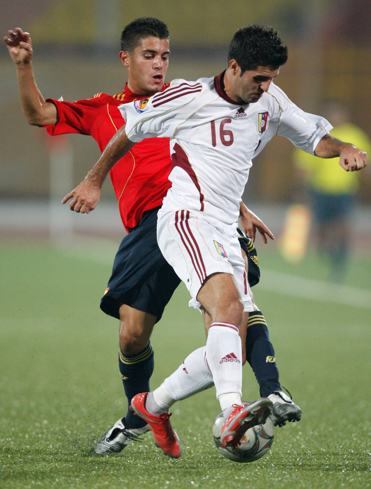 Iago Falque se adueñaba de su banda cuando jugaba en este euqipo Sub-17 de España. Fue creado por la cantera del Madrid, Barcelona y Juventus.