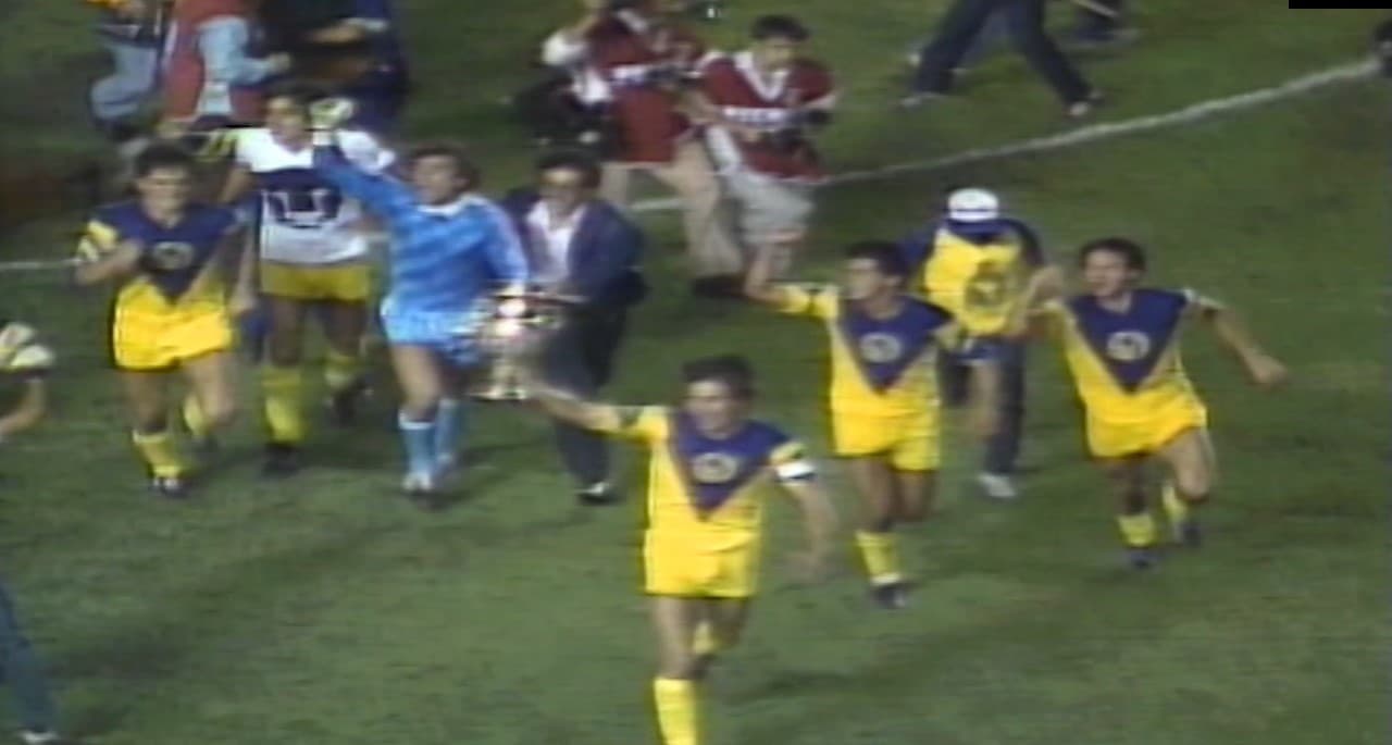 Con una destacada actuación de Zelada, el 28 de mayo de 1985, América venció a la UNAM para la temporada 1984-85.